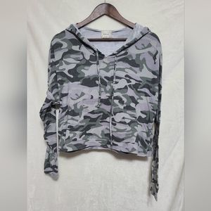 Ritual Women's Cropped Gray Camo Hoodie Size XL